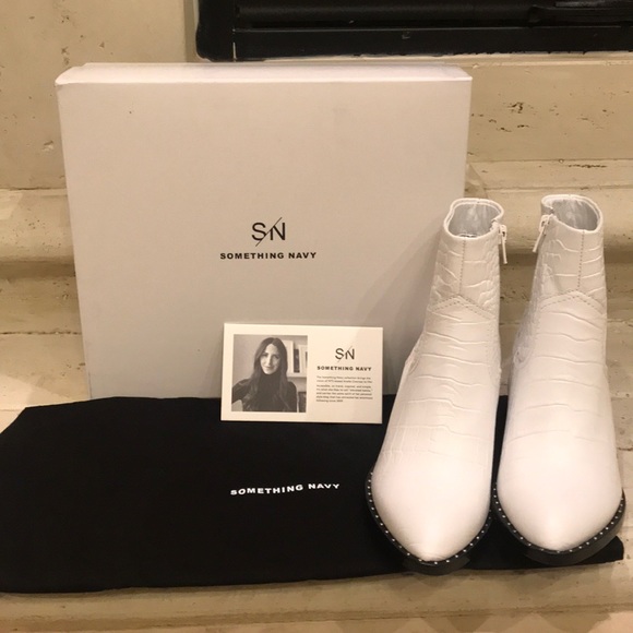 something navy booties